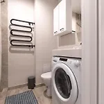 Stylish Near The Center Apart Otel 3*
