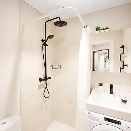 Stylish Near The Center Aparthotel