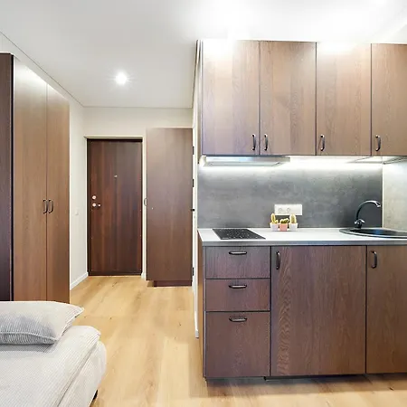 Stylish Near The Center Aparthotel 3*