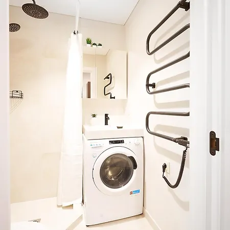 Stylish Near The Center