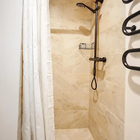 Stylish Near The Center 3*