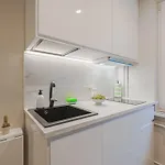 Stylish Near The Center Hotel apartamentowy 3*