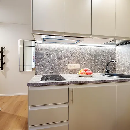 Апарт-отель Stylish Near The Center